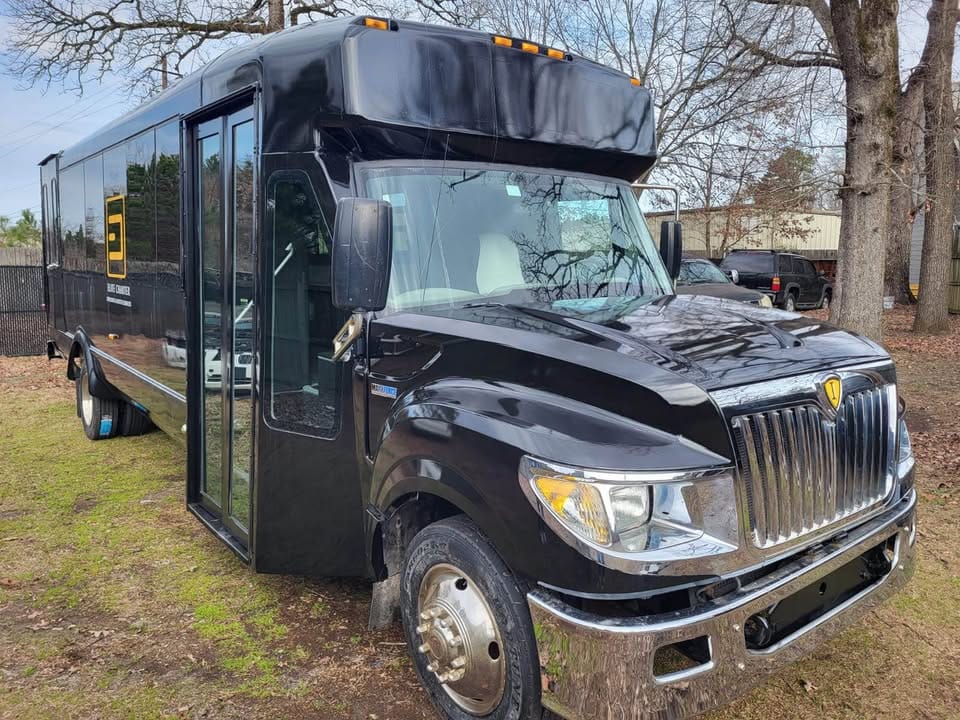 Construction charter bus service in Denver