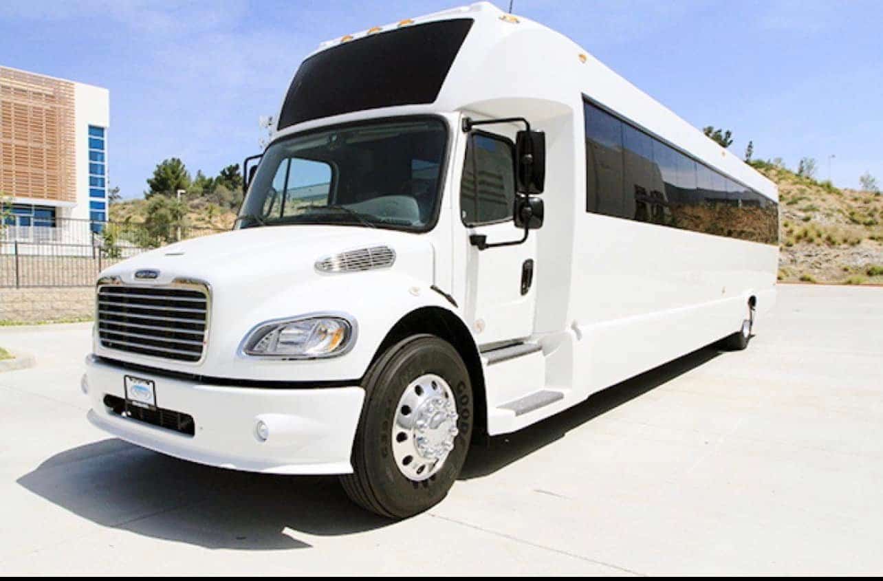 Charter Hub charter bus service in San Diego