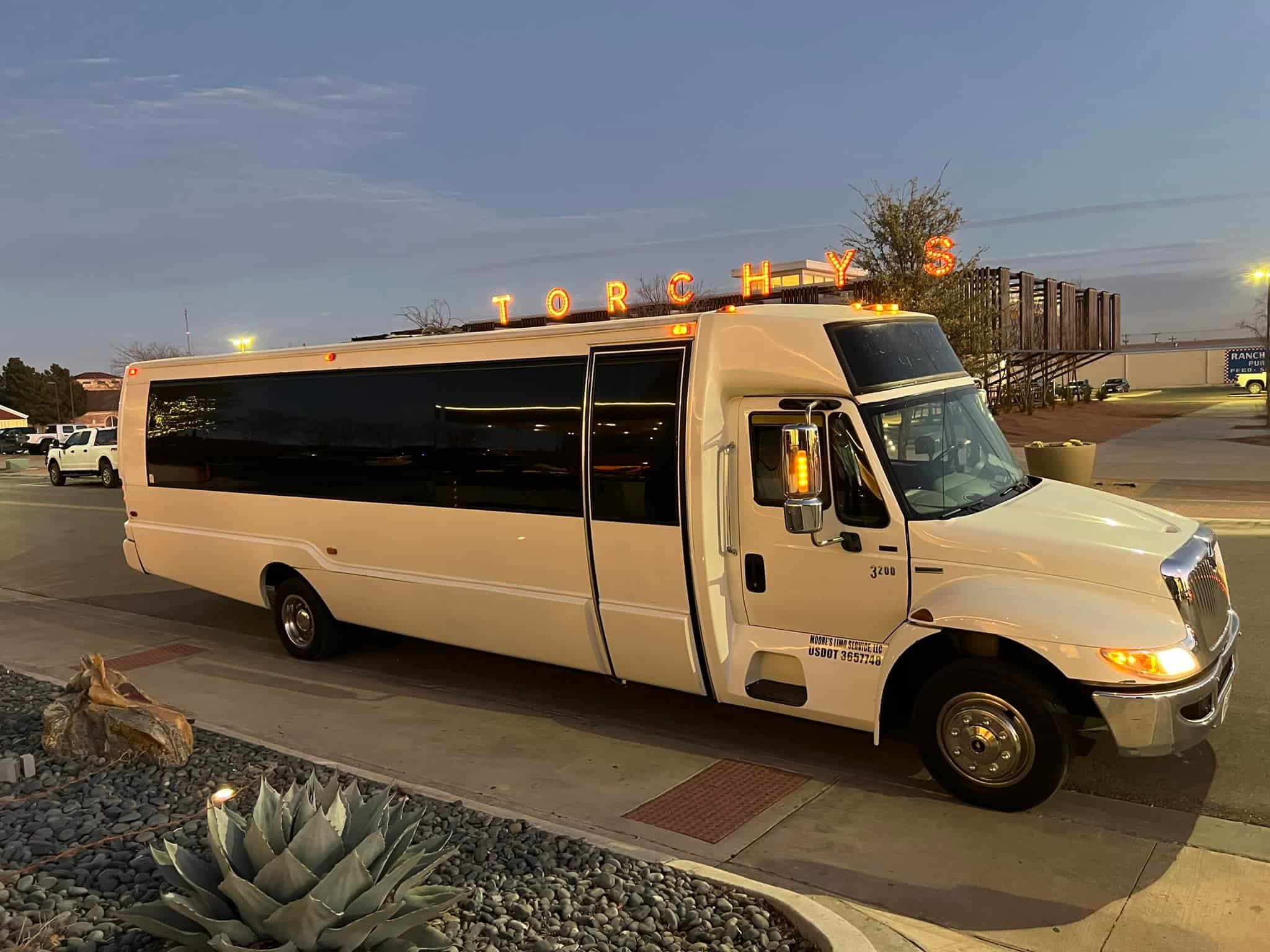 Charter Hub charter bus service in Seattle