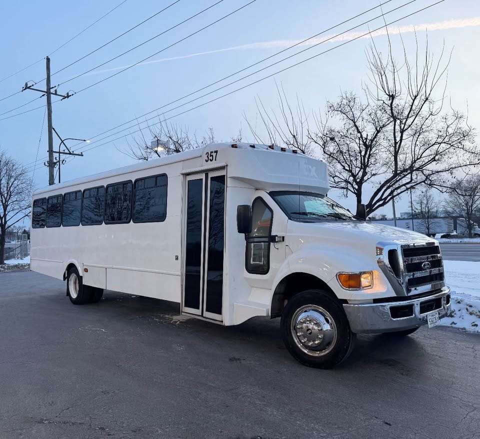 Charter Hub charter bus service in Murfreesboro