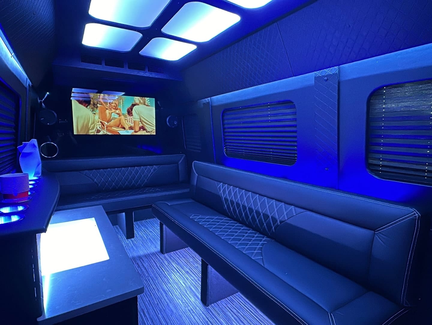 Charter Hub charter bus service in Los Angeles