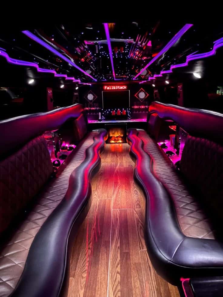 Construction charter bus service in Austin