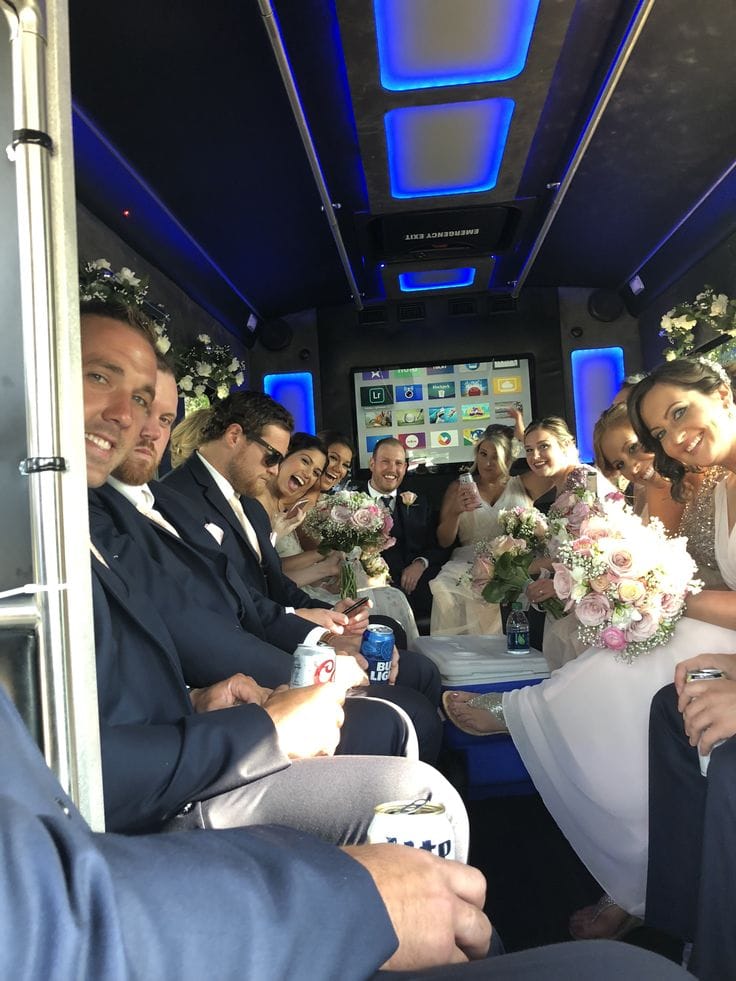 Corporate charter bus service in Chicago